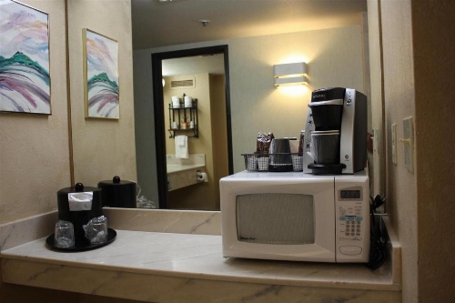 Ramada by Wyndham Viscount Suites Tucson East image 20